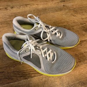 Women’s Nike Lunar Eclipse Flywire sneakers- gray and yellow- size 8.5